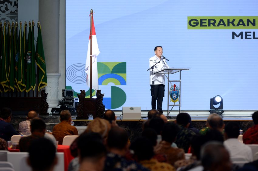 Pj Gubernur Sumut Agus Fatoni Luncurkan Dua Gerakan Serentak Guna Lindungi Pekerja Rentan