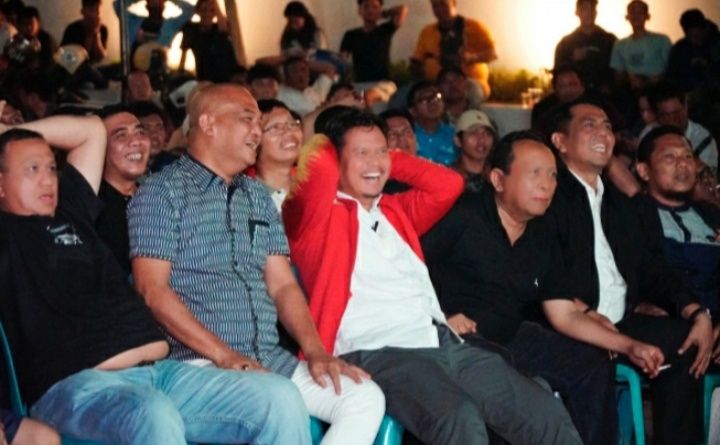 Keceriaan Prof Ridha dan Rani Nobar Timnas Indonesia Bangkitkan Sepakbola Medan