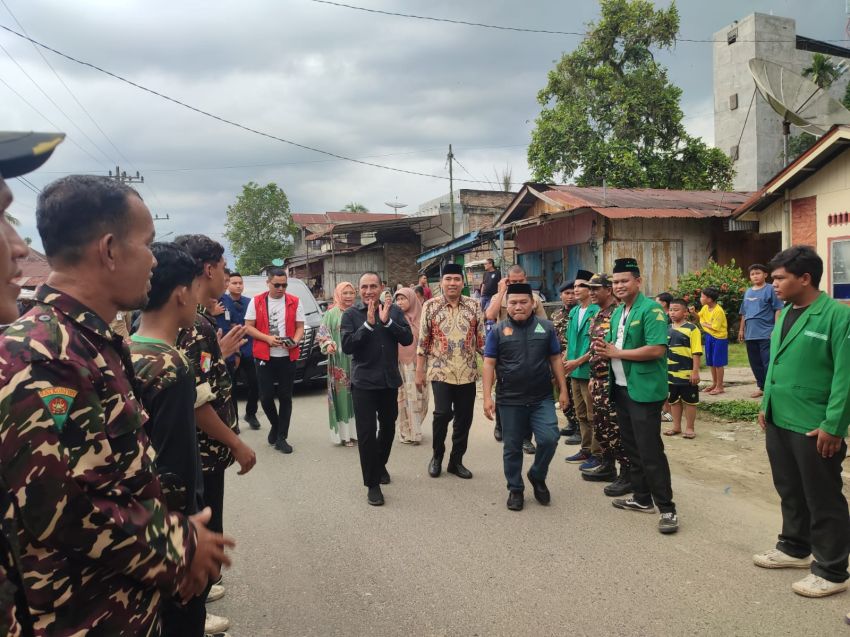 Kampanye di Kampung Halaman, Edy-Hasan Disambut Banser dan Putri Bupati Labusel