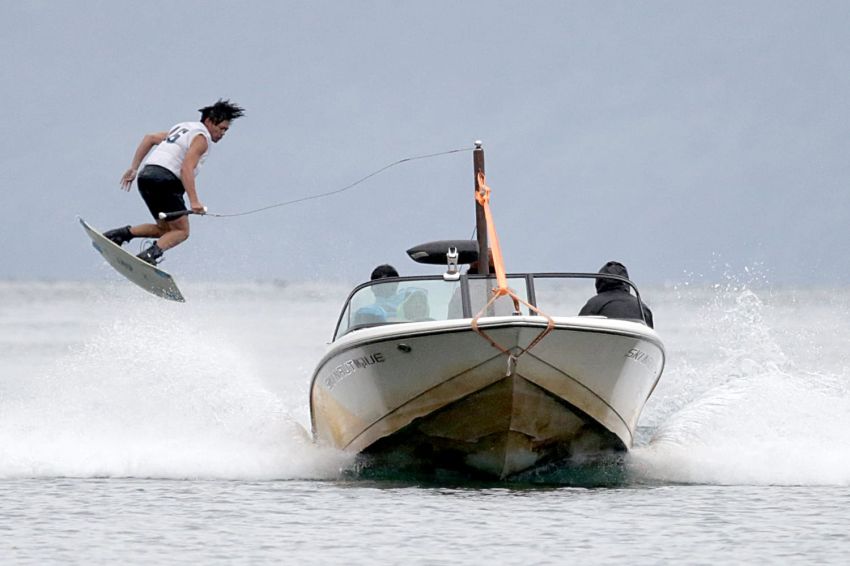 Kevin dari Sumut Melaju ke Final Wakeboard, Tantang Tiga Peski Air asal Riau