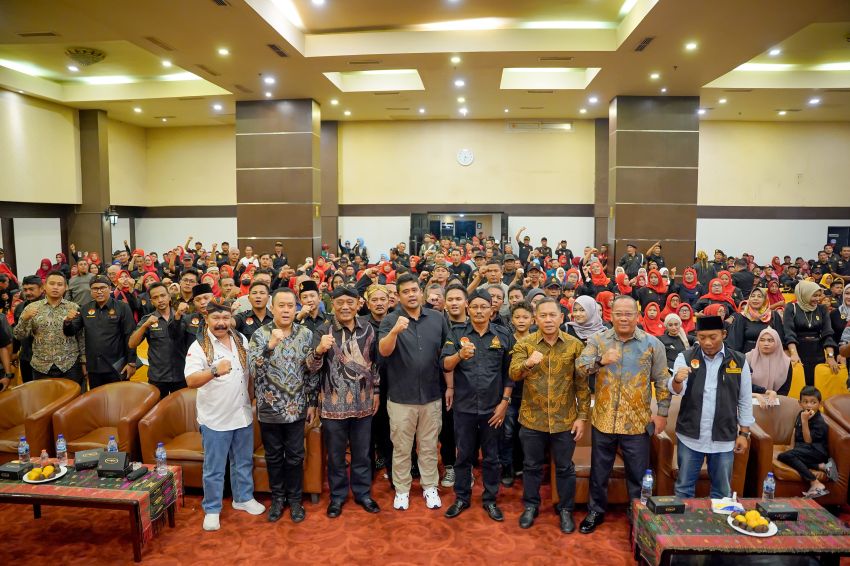 Hadir Di Milad Pendawa, Bobby Nasution Disambut Antusias