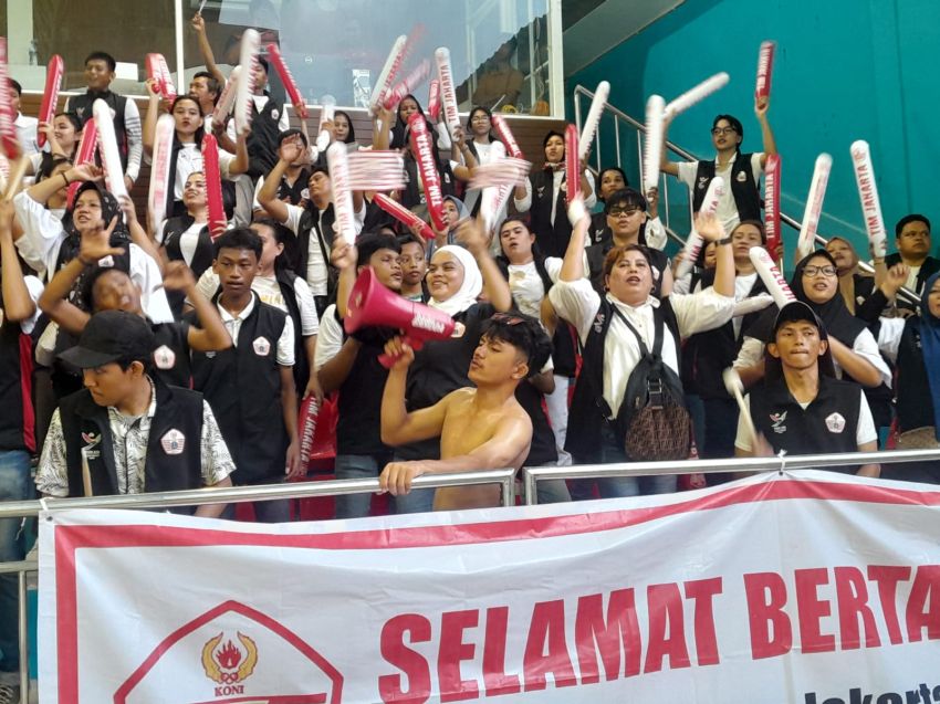 Suara Genderang, Terompet, dan Teriakan Suporter Pacu Motivasi Tim Polo Air DKI Raih Emas PON XXI