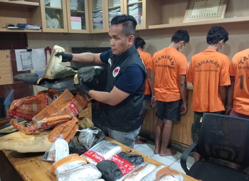 Empat  Kurir Pengirim Ganja Melalui Ekspedisi Diamankan Polrestabes Medan