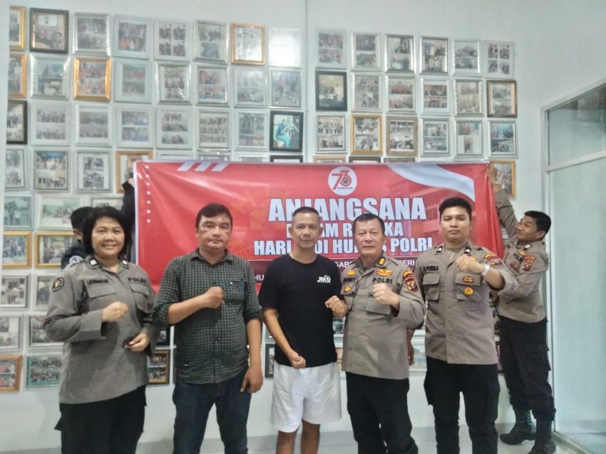 Jenguk Ketua Pewarta Polrestabes Medan, AKBP Sonny Siregar : Stroke Bisa Sembuh Tetap Semangat dan Percaya Diri