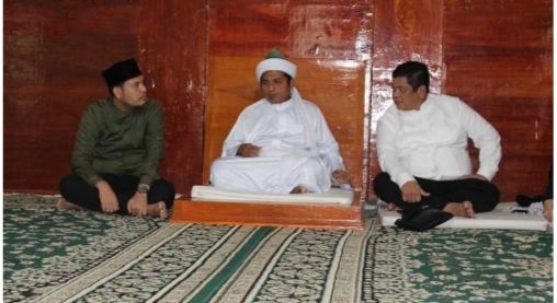 Calon Bupati Simalungun Dr.AZI Pratama Pangaribuan SH.MH. Sambangi Para Ulama Penting di Simalungun.