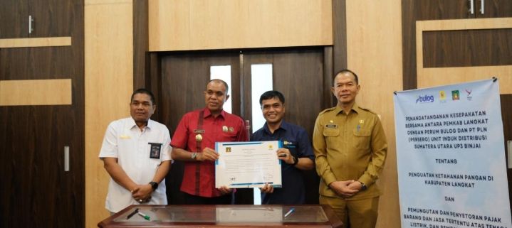 PLN UP3 Binjai Teken MoU dengan Pemkab Langkat dan Bulog