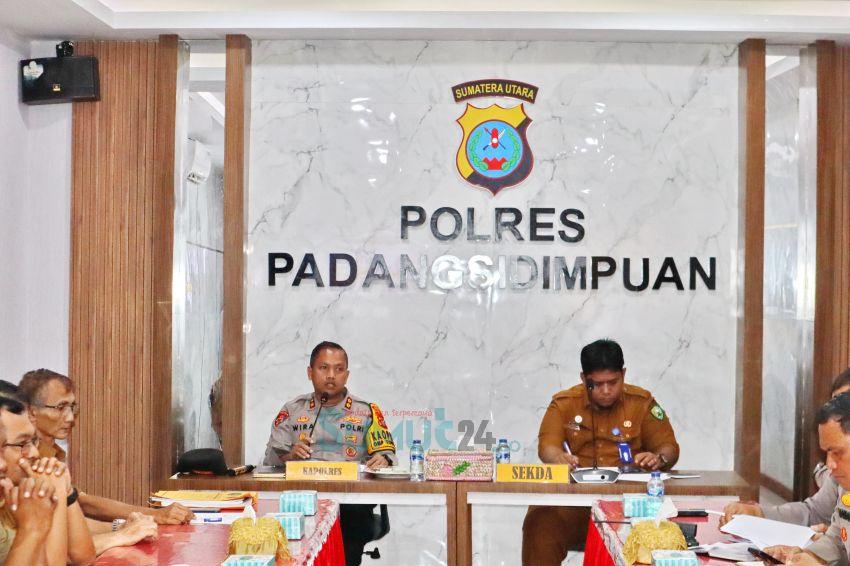 Antisipasi Bencana Alam Polres Padangsidimpuan Gelar Rakor Lintas Sektoral, AKBP Wira : Berdasarkan Undang-undang Nomor 2 tahun 2002 tentang Kepolisia