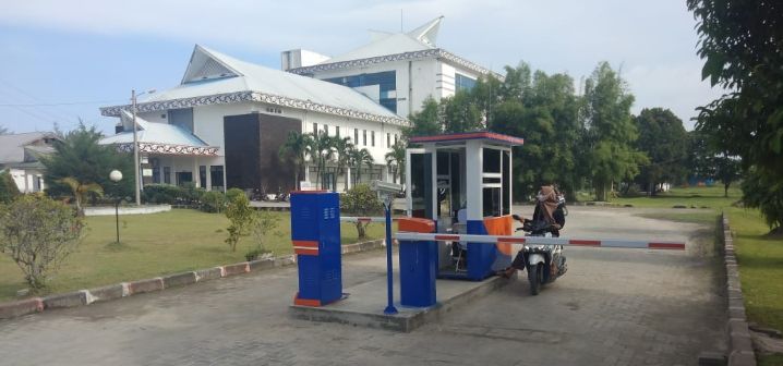 Parkir Di Rumah sakit Umum Daerah RSUD Perdagangan Berbiaya 5000