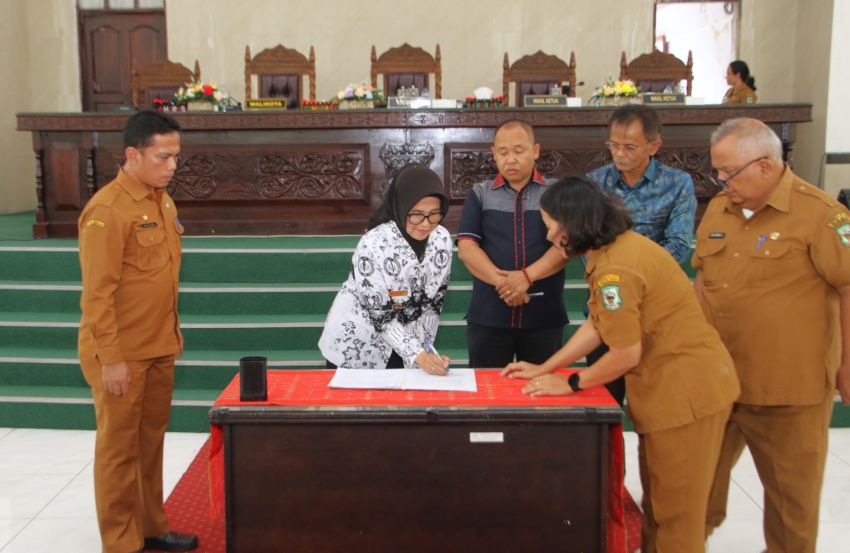 Wali Kota menghadiri Paripurna III Masa Sidang I DPRD Kota Pematangsiantar TA 2024, di Gedung Harungguan DPRD