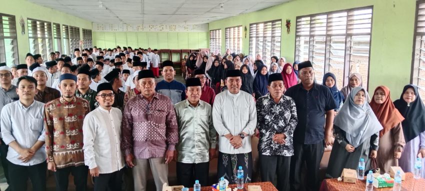 Hasan Sagala Doakan Santri Ulumul Quran Jadi Ulama