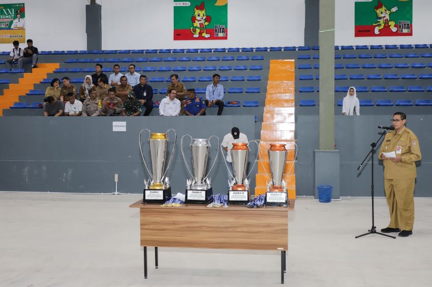 Kejuaraan Futsal Tingkat SMA Sederajat se-Kota Pematangsiantar Tahun 2024. Di GOR