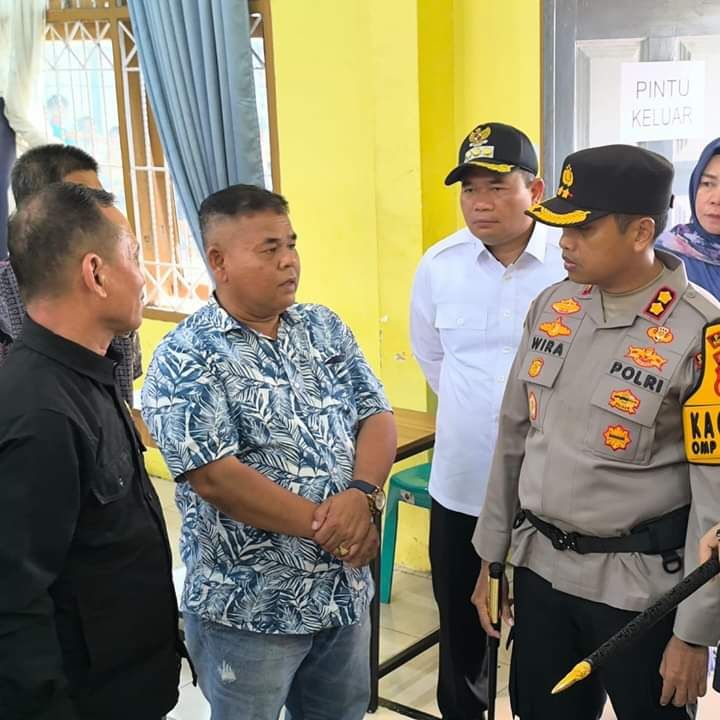 TPS Loksus Lapas Padangsidimpuan Terima Kunjungan Kapolres bersama Forkopimda dan KPU Guna Monitoring Penyelenggaraan Pilkada 2024