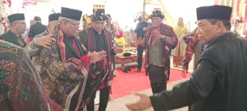 Cawagubsu Hasan Sagala Manortor Mora Di Pesta Adat Dr M Yusuf Harahap