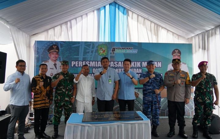 Pasar Akik di Jalan AR Hakim Resmi Beroperasi