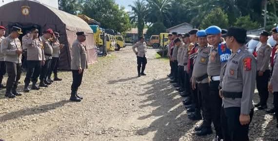 Kabag Ops Polres Palas Pimpin Apel Pengecekan Personil dalam Rangka Pergeseran Kotak Surat Suara Ke Masing Masing TPS