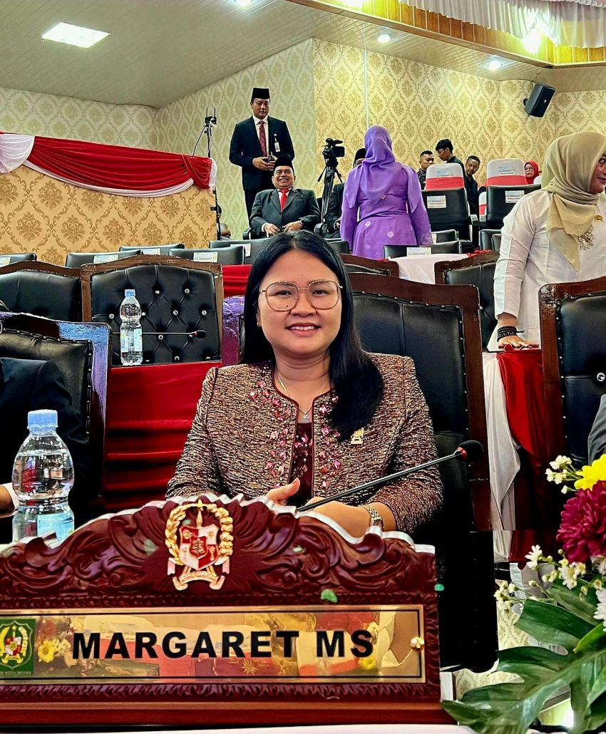 Margaret MS Sampaikan Salam Natal, DPRD dan HKI Tempatnya Melayani Masyarakat