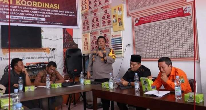 Kapolres Palas Hadiri Rakor Pendistribusian Logistik Kotak Suara untuk Pilkada 2024 dari Gudang Logistik KPU ke PPK