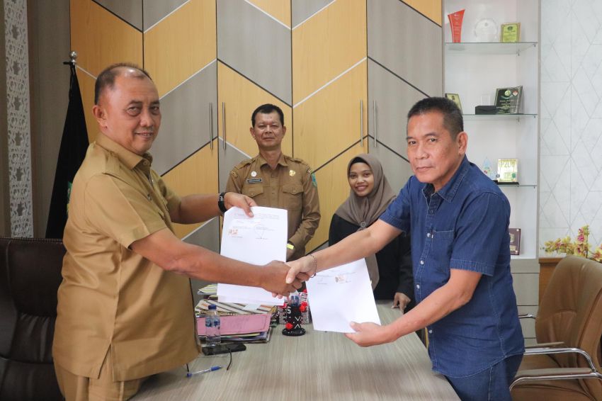 Cegah Stunting, Pj Sekda Paluta Tanda Tangan MoU Program BAAS