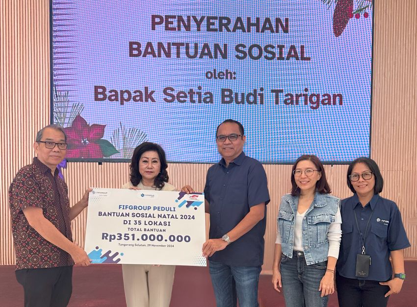FIFGROUP Berbagi Kasih Natal dan Tahun Baru untuk 35 Panti Asuhan
