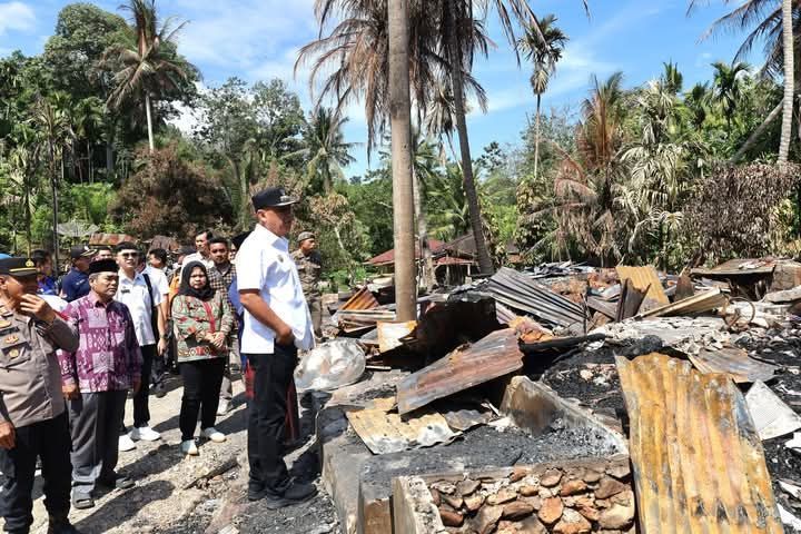 Bupati Madina Sebut Korban Kebakaran Segera Menerima Bantuan Rekonstruksi, Sukhairi Nasution : Pemerintah tidak Berdiam Diri
