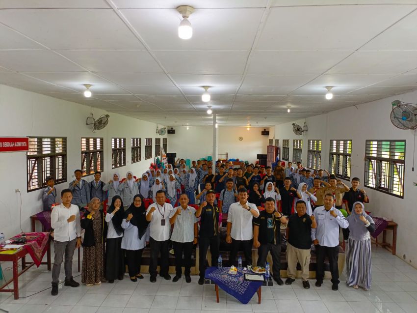 AKBP Dr Wira Prayatna sampaikan Bahaya Narkotik saat Sosialisasi dan Diskusi P4GN Tingkat Pelajar dan Pemuda Kota Padangsidimpuan