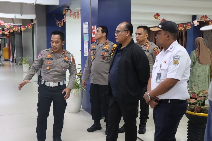 Kapolrestabes Medan Cek Lokasi Pospam Nataru di Stasiun KA, Ini Pesan Kombes Gidion