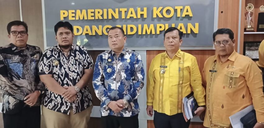 Skandal Pungli Hingga 49 Juta di Dispora Padangsidimpuan: Pj Walikota Timur Tumanggor Ambil Tindakan Tegas "Non-Aktifkan"