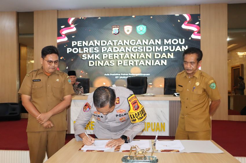 Kapolres Padangsidimpuan Tandatangani MoU dengan UGN dan Dinas Pertanian, AKBP Dr Wira Prayatna : Komitmen Dukung Penuh Asta Cita