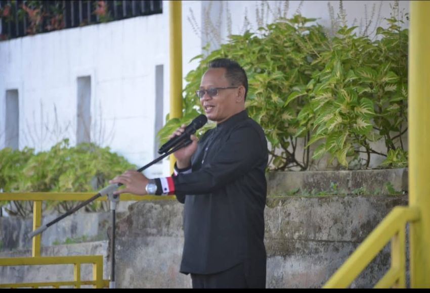Sekda Pakpak Bharat Pimpin Apel Awal Tahun 2025