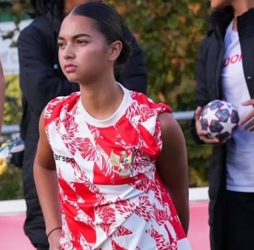Striker Timnas Indonesia Putri Estella Loupatty Teken Kontrak dengan Klub Belgia i
