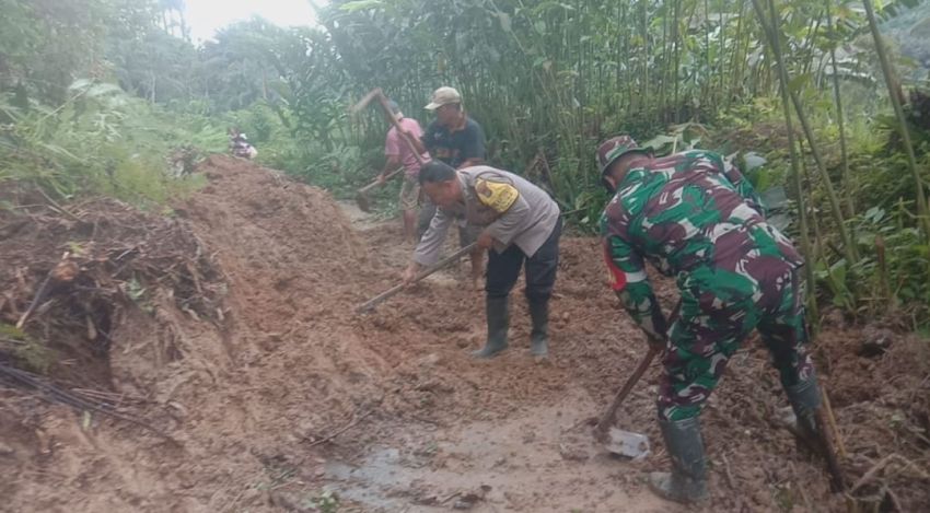 Tanah Longsor di STM Hilir, Polsek Telun Kenas Polresta Deli Serdang dan pihak terkait lakukan tindakan cepat
