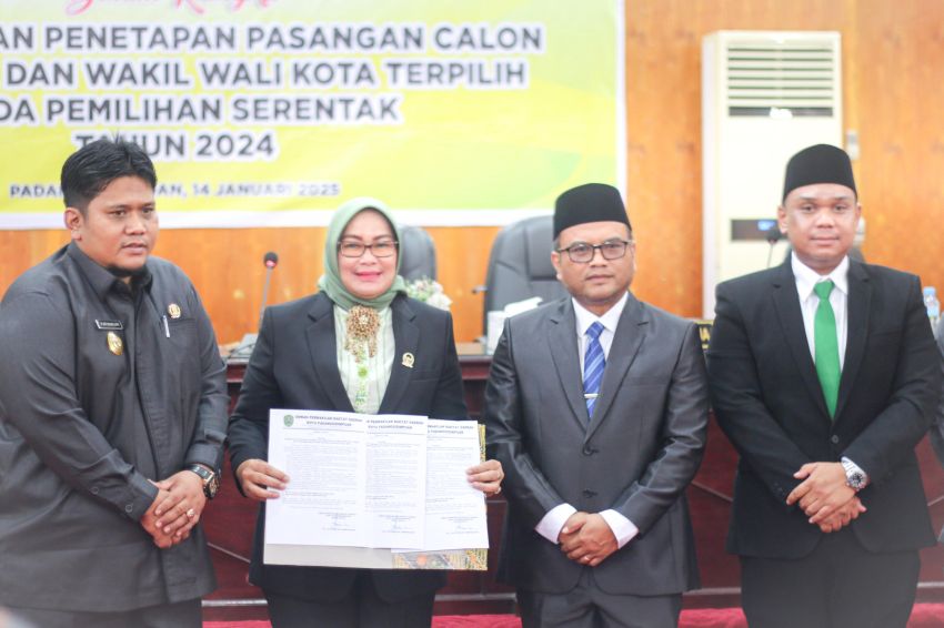 DPRD Padangsidimpuan Selenggarakan Rapat Paripurna Pengumuman Penetapan Pasangan Calon Walikota & Wakil Walikota