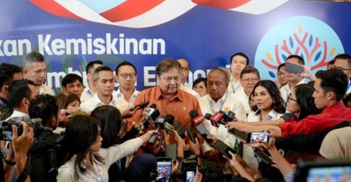 Airlangga Hartarto Minta Perbankan Segera Turunkan Biaya Kredit