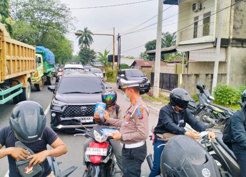 Satlantas Polresta Deli Serdang Gelar Sosialisasi Keselamatan Berlalu Lintas dalam Operasi Keselamatan Toba 2025