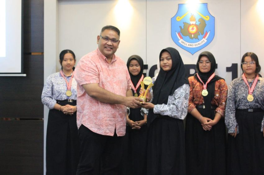 Ketum JMSI Apresiasi Prestasi Pelajar Batam Berhasil Terbitkan 4 Karya Tulis Go Nasional