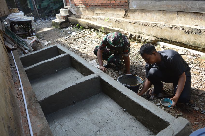 Wujudkan Kesejahteraan Warga, Satgas TMMD ke-123 Bantu Desa Pintu Padang Bangun Kolam Ikan untuk Masa Depan Lebih Baik