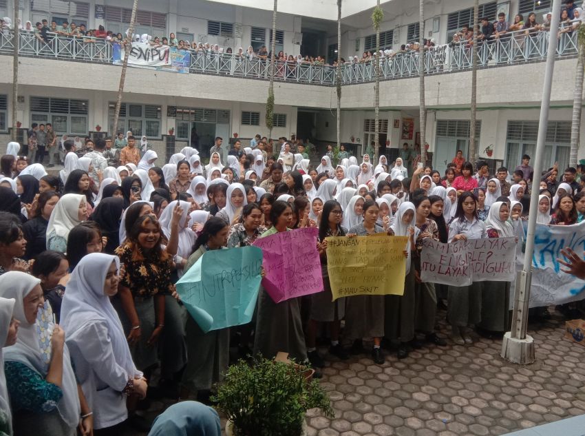 Tak Masuk SNBP, Ratusan Siswa SMKN 10 Medan Demo Tuntut Kepala Sekolah Bertanggung Jawab