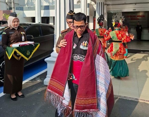Ketua Komjak Bangga Fajar Terapkan Waskat di Kejari Medan,Fasilitasi Sarana dan Prasarana Pelayanan Publik