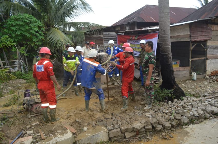 Setetes Harapan di Tanah Kering! TMMD Ke-123 Kodim 0212/Tapsel Hadirkan Air Bersih untuk Warga Tapian Nauli Palas