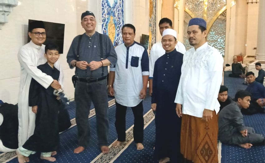 Iktikaf Malam 25 di Masjid Agung Medan Tembus 1.160 Jamaah, H. Yuslin Siregar: BKM Siap Tampung Jika Malam 27 Bertambah