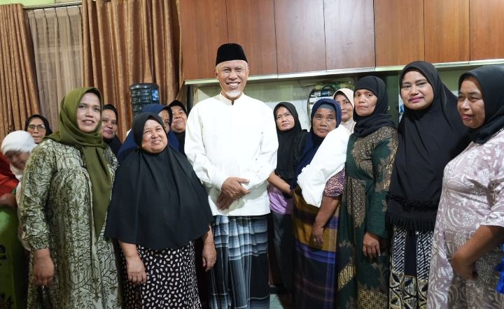 Safari Ramadhan Perdana Bupati dan Wakil Bupati Solok Sambut Gubernur Sumbar ke Masjid Al Ihsan Nagari Salayo Tanang