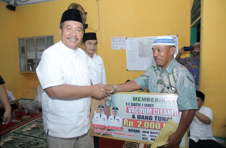 Bupati Asahan Kunjungi Masjid Baiturahman Diakhir Safari Ramadhan 1446 H
