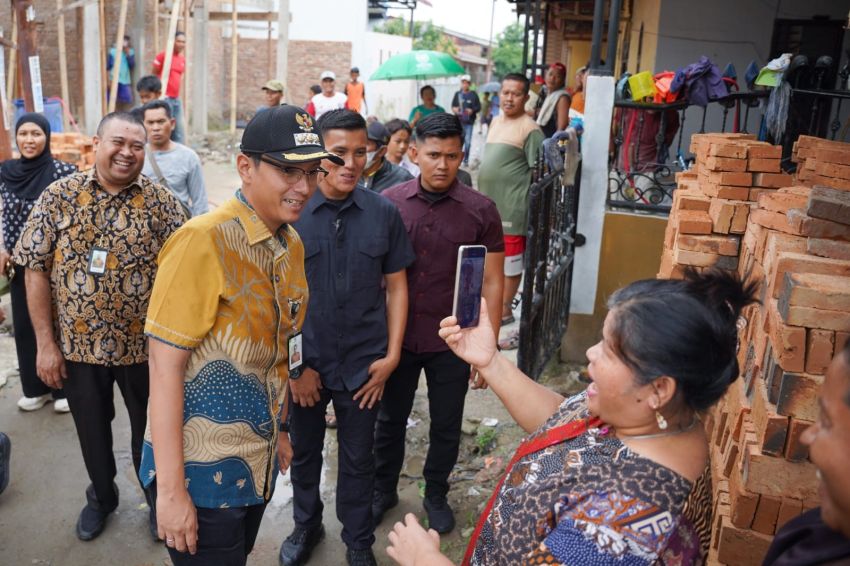 Sikapi Keluhan 3 Jalan Rusak di Marelan, Rico Waas: 2 Sebelum Lebaran Diperbaiki, 1 Pasca Lebaran
