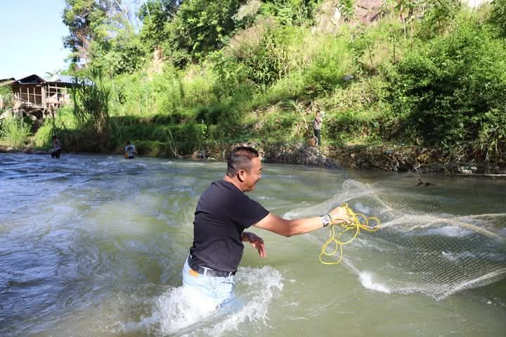 Bupati Madina Tebar Jaring Ikan, Saipullah Nasution : Lubuk Larangan Kearifan Lokal yang Dirindukan Perantau