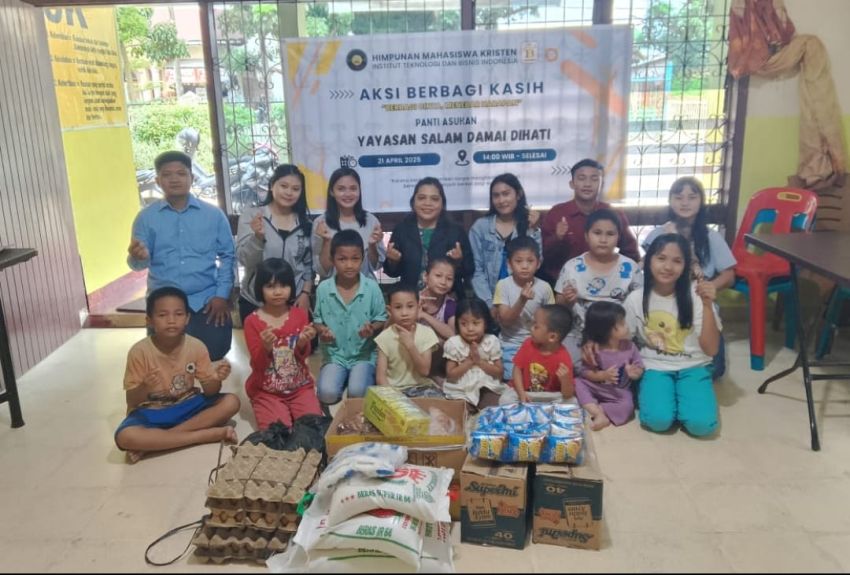 Himpunan Mahasiswa Kristen (HMK) Institut Teknologi Dan Bisnis Indonesia Medan Melakukan Aksi Berbagi Kasih Ke Panti Asuhan Salam Damai Dihati.