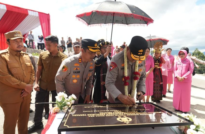 Kapolda Sumut Resmikan Gedung SPKT dan Berikan Arahan Humanis dalam Kunker ke Polres Tapanuli Selatan