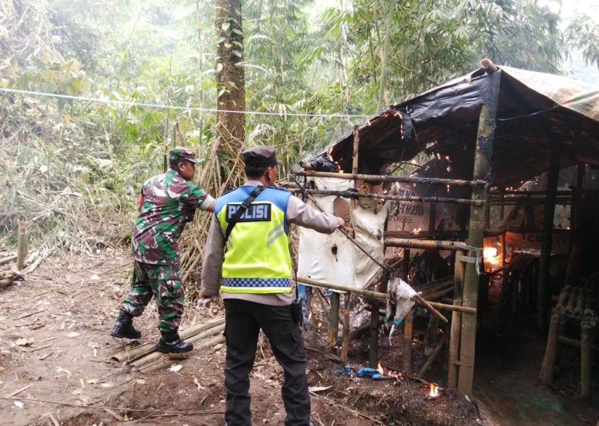 Polsek Pancur Batu bersama Koramil 03/Sibolangit Tindak Tegas  Praktik Perjudian Tembak Ikan dan Peredaran Narkoba di Desa Bandar Baru