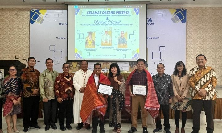 Prof Dr Syawal Gultom Dorong Dosen Katolik Keuskupan Agung Medan Lakukan Transformasi Pendidikan