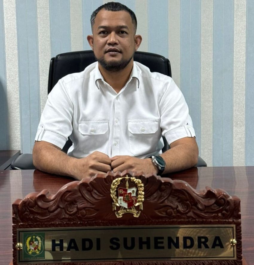 Mobil Kapolres Belawan Diserang Pelaku Tawuran. Pimpinan DPRD Medan Dukung Kepolisian Tindak Tegas Aksi Tawuran di Belawan.