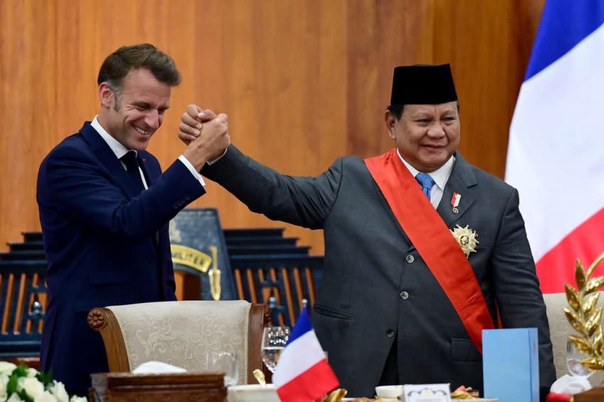 Presiden Prabowo dan Presiden Macron Makan Siang Bersama 1.200 Taruna Akmil di Magelang